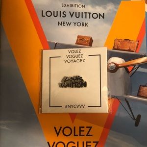 Louis Vuitton One of a Kind Pin